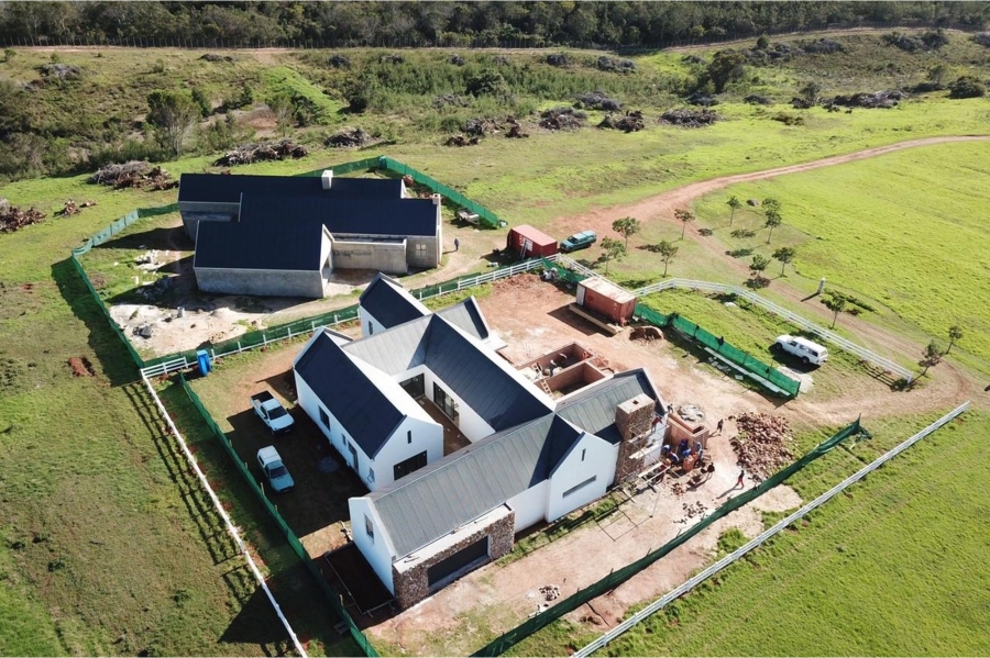 4 Bedroom Property for Sale in Kabeljauws Eastern Cape